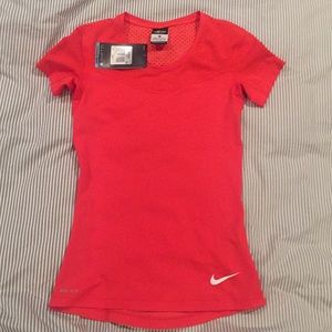 Never worn Nike dri-fit shirt w/ tags